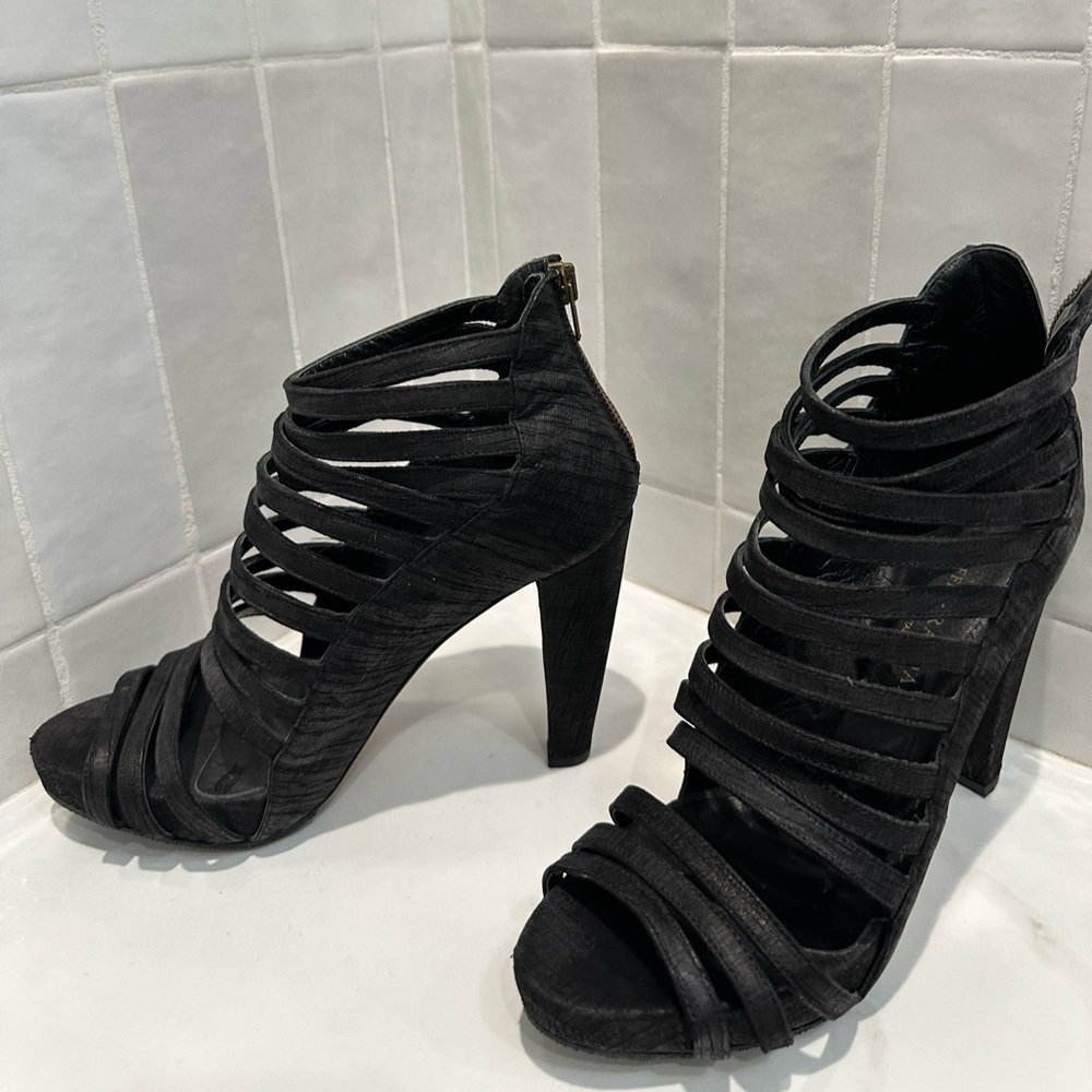 Zip Up Platform Loeffler Randall Open Toe Booties! - image 1